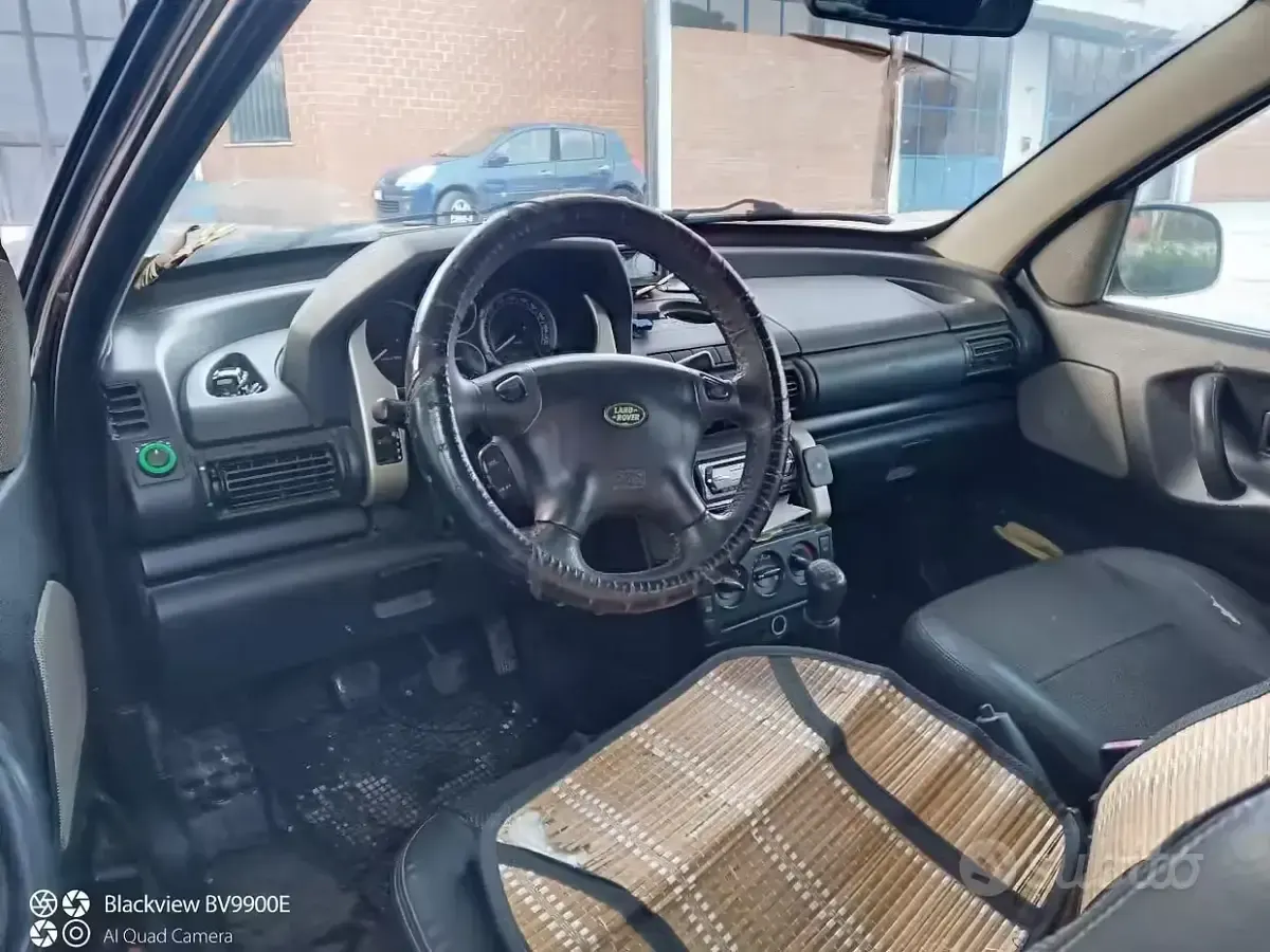 Usata Land Rover Freelander 111 CV (81 kW) 2005 Nero SUV
