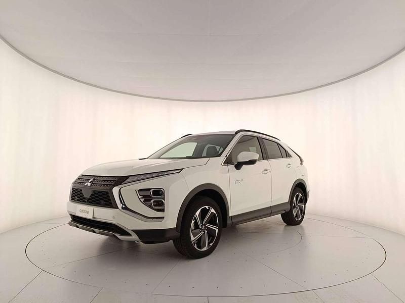 Nuova Mitsubishi Eclipse Cross Instyle 2025 Polar white s SUV