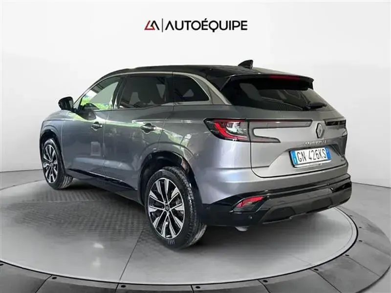 Usata Renault Austral Techno 200 CV (147 kW) 2023 Grigio SUV