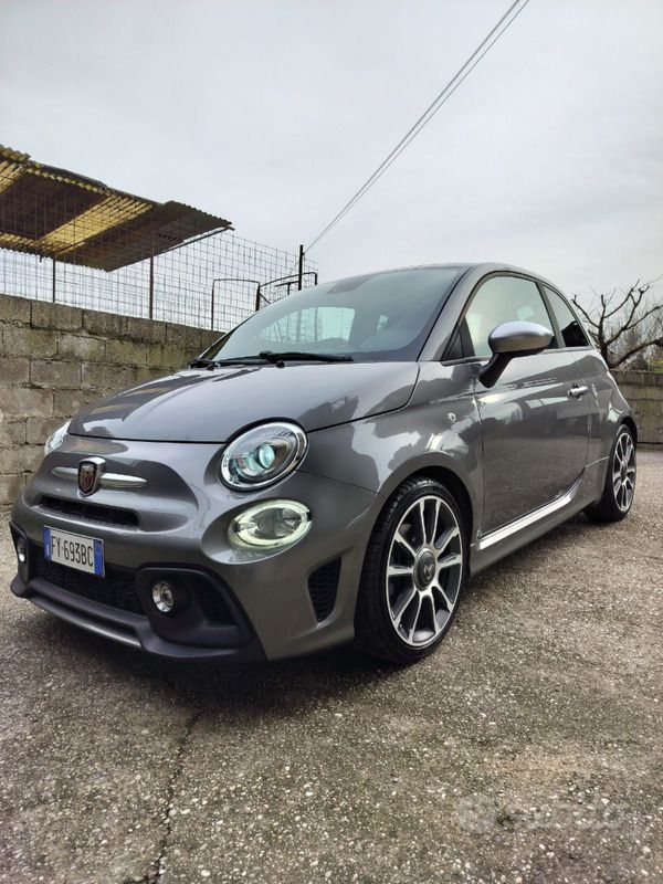 Usata Abarth 500 165 CV (121 kW) 2019 Grigio Utilitaria