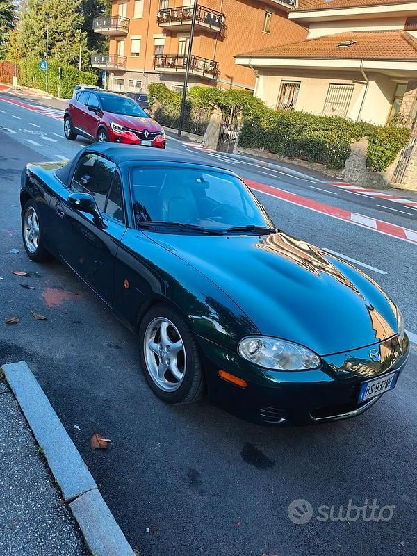 Usata Mazda MX5 110 CV (80 kW) 2001 Verde Cabrio