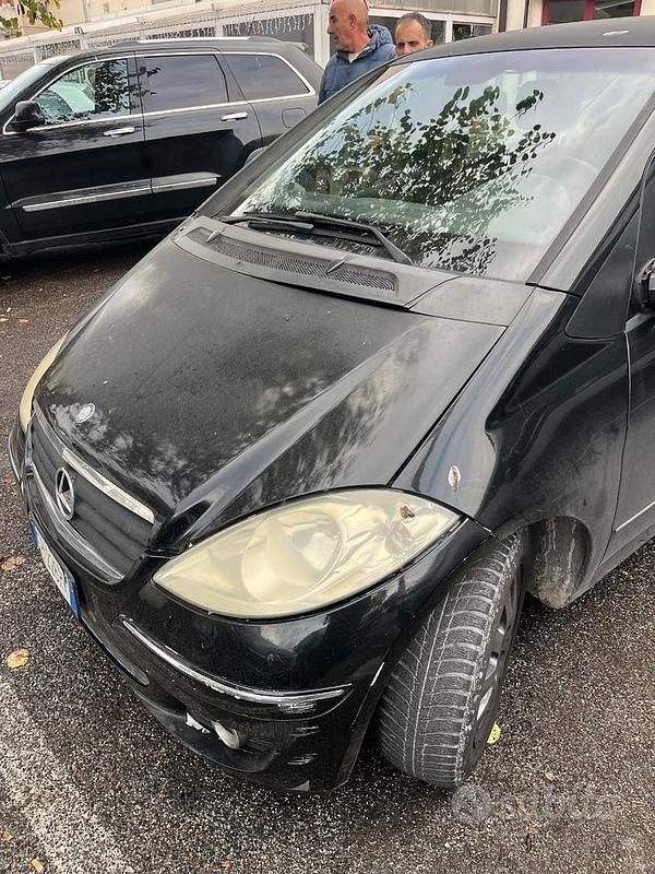 Nero Usata 2008 Mercedes A150 Tre volumi | 700 € (Super prezzo) - Immagine 1/4