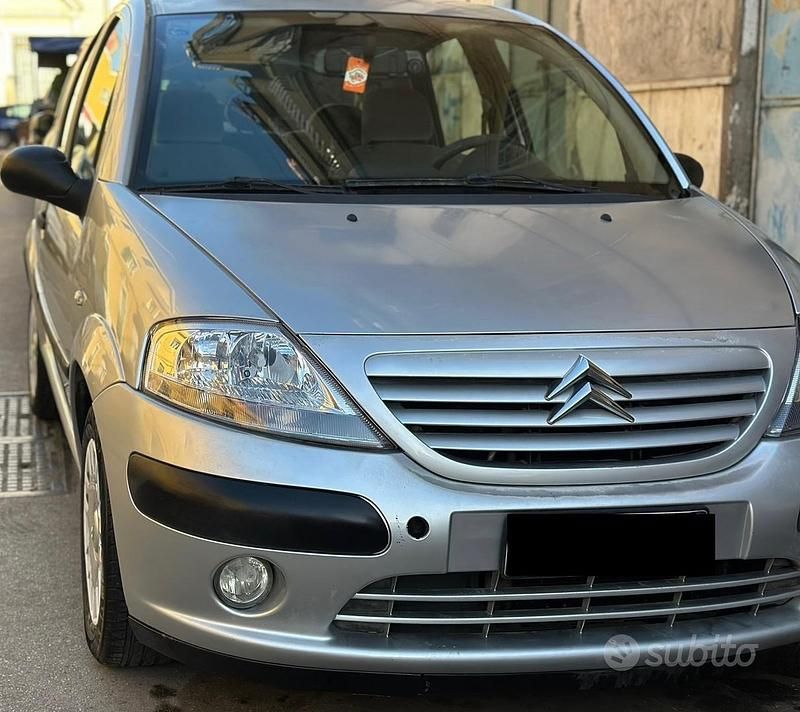 Grigio Usata 2005 Citroën C3 Elegance Tre volumi | 1499 € (Ottimo prezzo) - Immagine 1/4