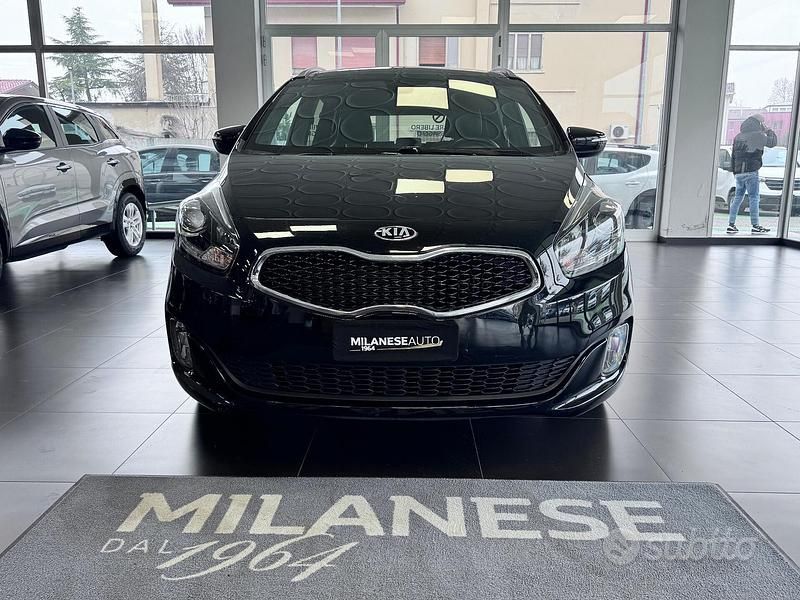 Usata Kia Carens Platinum 141 CV (103 kW) 2016 Nero Monovolume