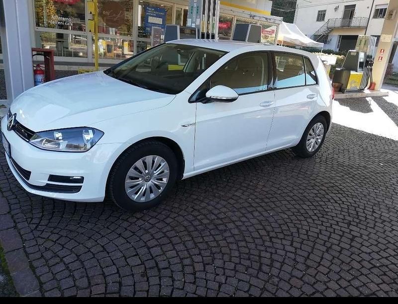 Usata VW Golf VII Comfortline 110 CV (80 kW) 2015 Berlina