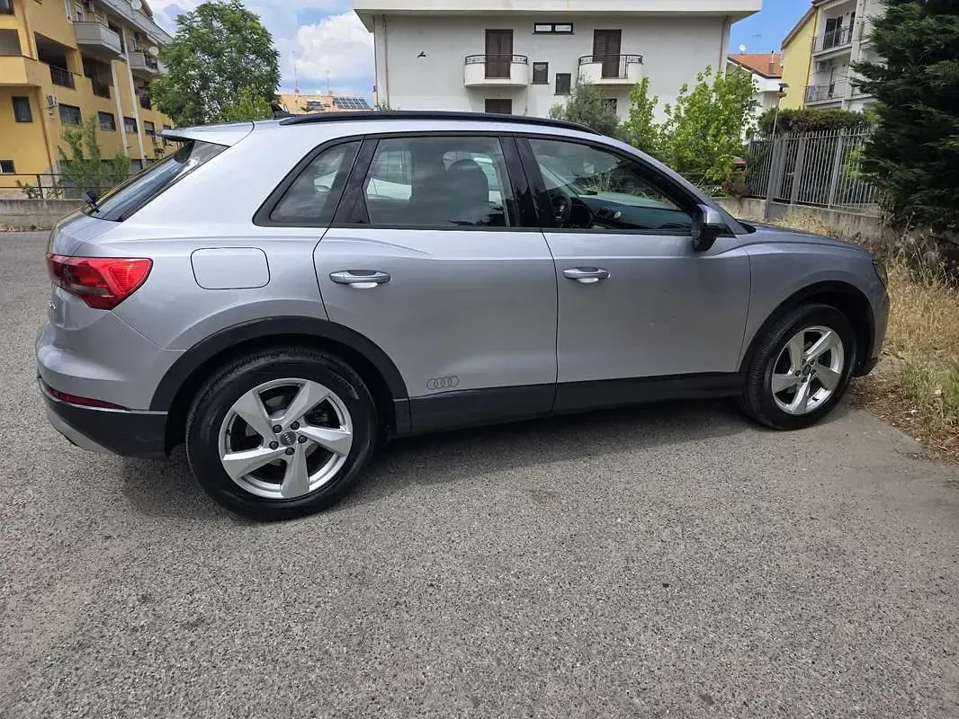Usata Audi Q3 Ambiente 150 CV (110 kW) 2020 SUV