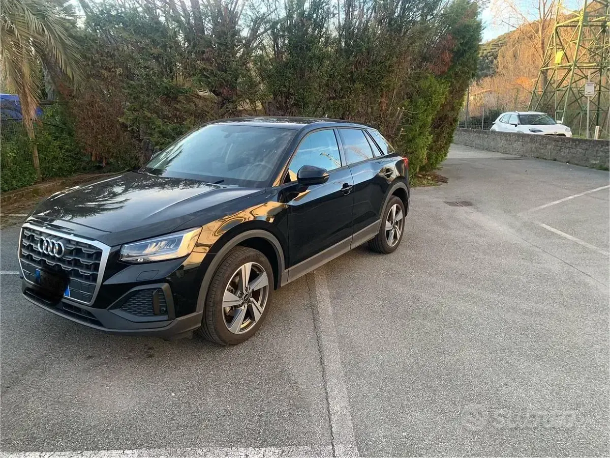 Usata Audi Q2 Admired 110 CV (80 kW) 2023 Nero SUV