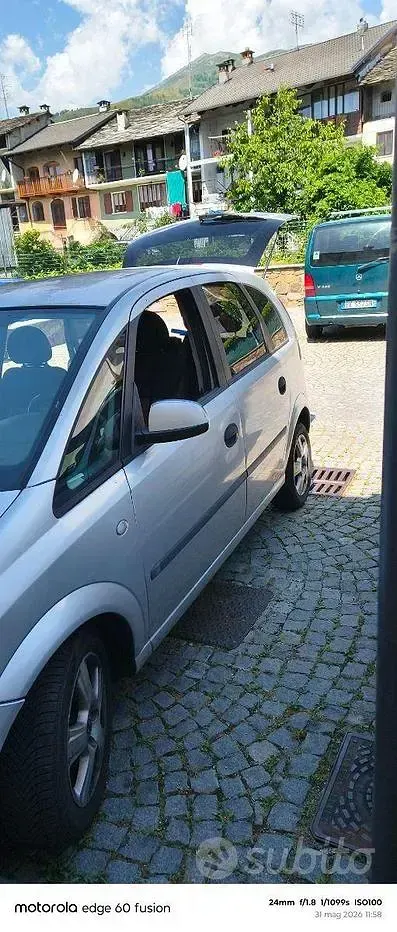 Usata Opel Meriva 101 CV (74 kW) 2005 Grigio Monovolume