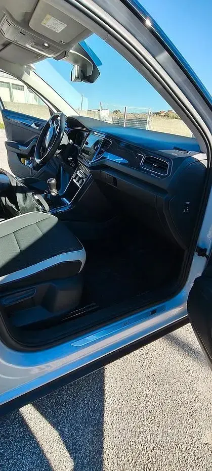 Usata VW T-Roc Advance 116 CV (85 kW) 2018 SUV