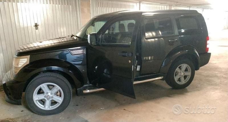 Usata Dodge Nitro 2008 Nero SUV