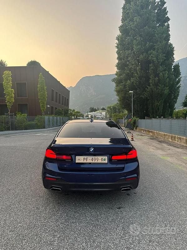Usata BMW 540 Executive 340 CV (250 kW) 2017 Blu/azzurro Berlina