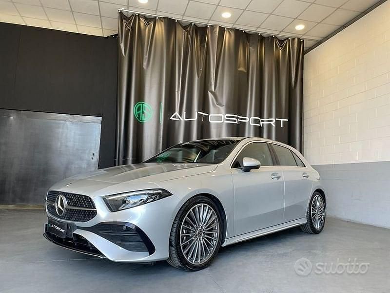 Usata Mercedes A200 AMG line 150 CV (110 kW) 2023 Argento Berlina