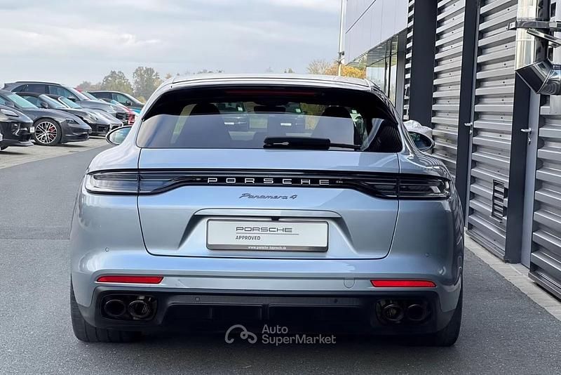 Usata Porsche Panamera Platinum Edition 330 CV (242 kW) 2023 Argento Berlina