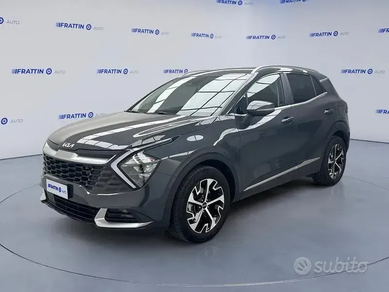 Usata Kia Sportage Style 180 CV (132 kW) 2022 Grigio SUV
