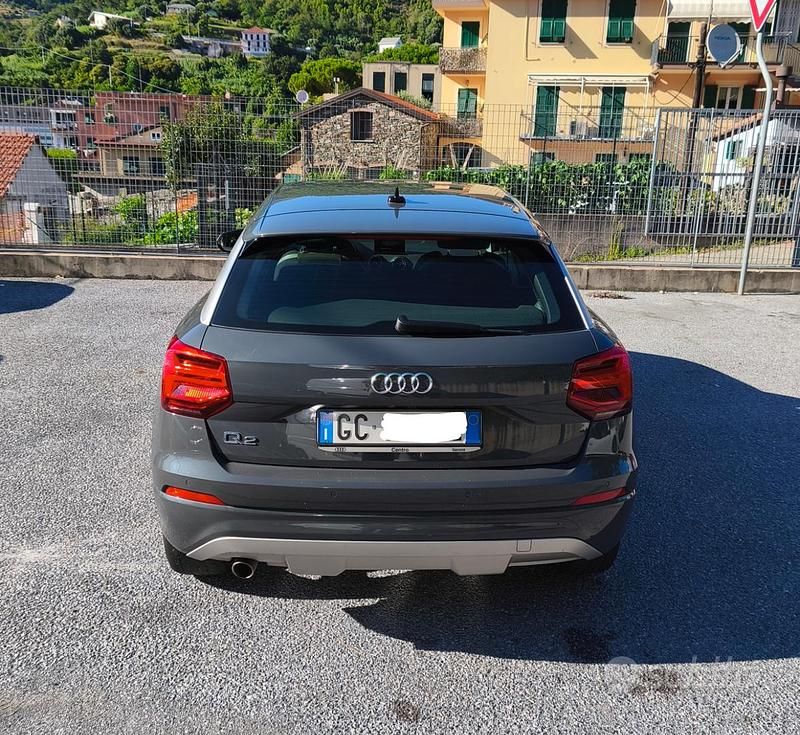 Usata Audi Q2 Admired 116 CV (85 kW) 2020 Grigio SUV