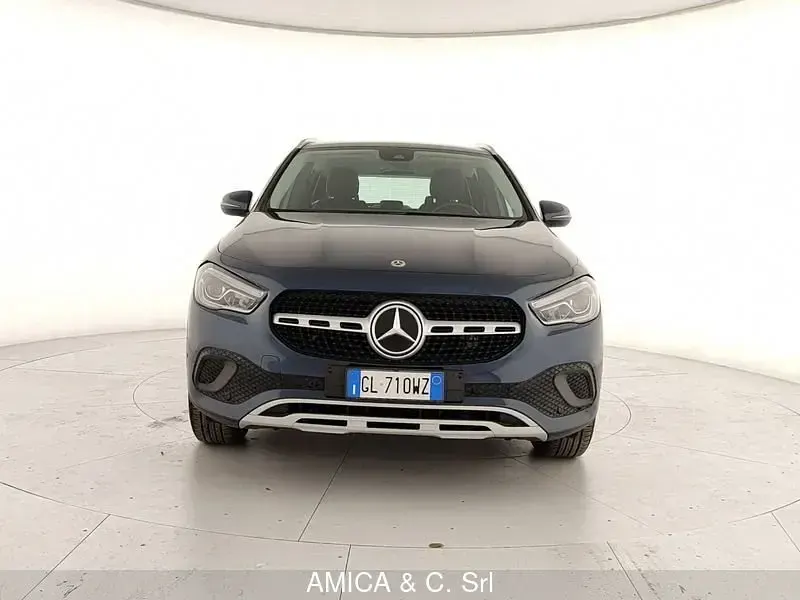 Usata Mercedes GLA200 Business 150 CV (110 kW) 2022 Blu SUV