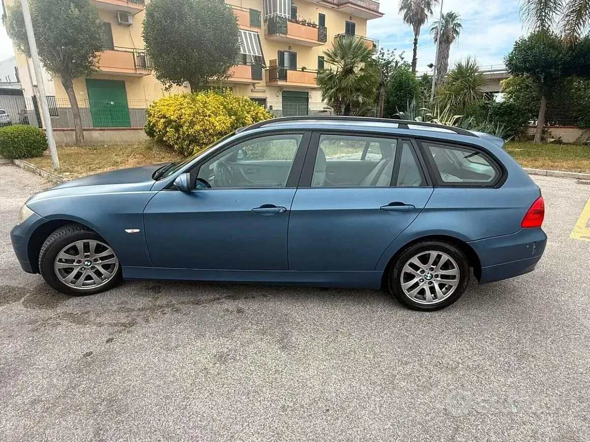 Usata BMW 318 M Sport 116 CV (85 kW) 2009 Bluazzurro Station wagon