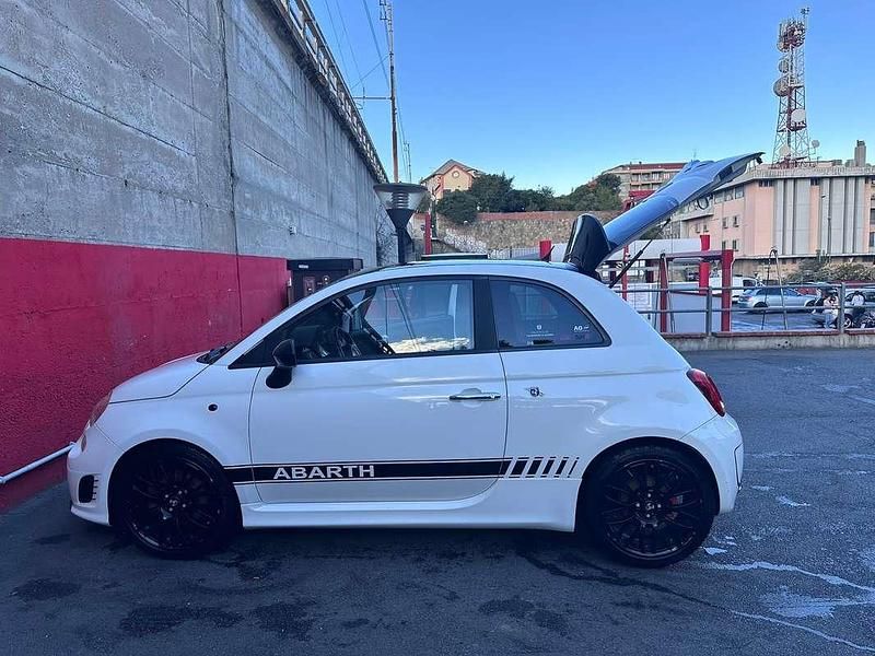 Usata Abarth 500 135 CV (99 kW) 2011 Bianco Utilitaria
