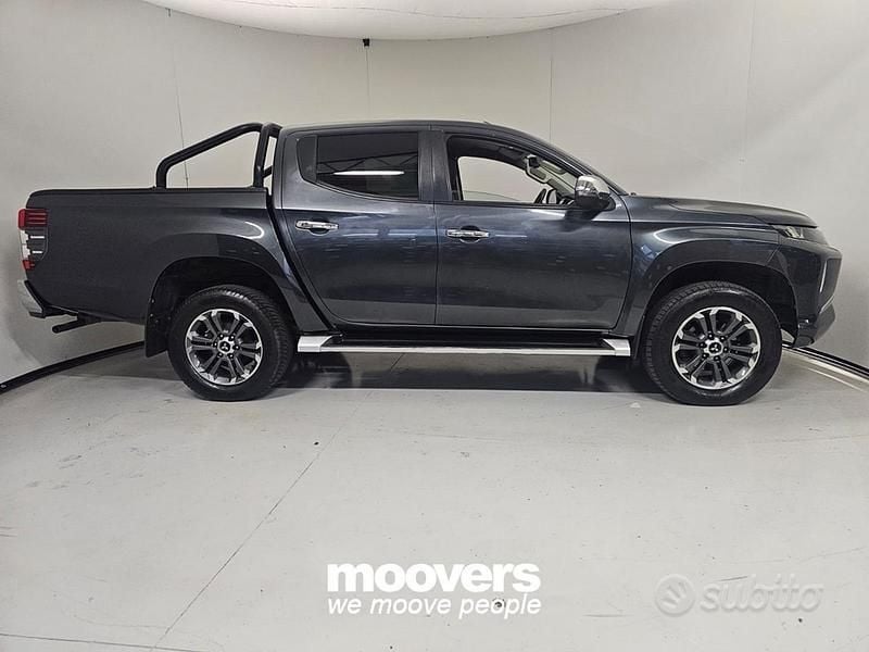 Grigio Usata 2021 Mitsubishi L200 Intense Pick-up | 22.870 € (Super prezzo) - Immagine 1/4