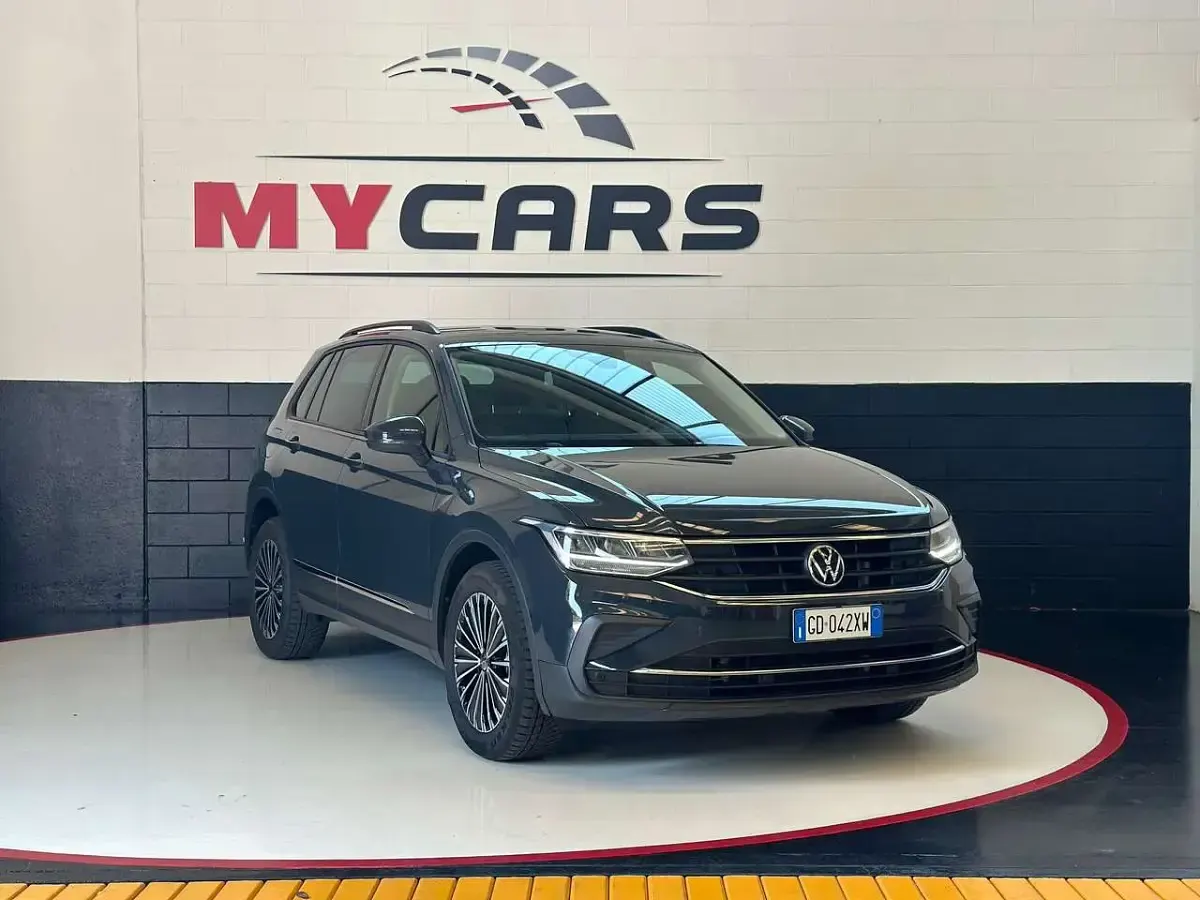 Usata VW Tiguan 150 CV (110 kW) 2021 Grigio SUV