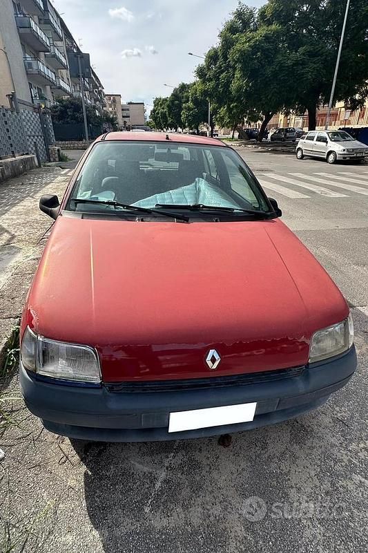 Usata Renault Clio 1994 Rosso Berlina