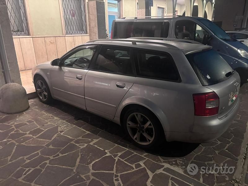 Usata Audi A4 2004 Grigio Station wagon