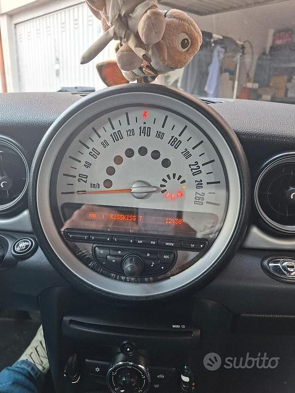 Usata Mini Cooper D Cabriolet 2011 Bianco Cabrio