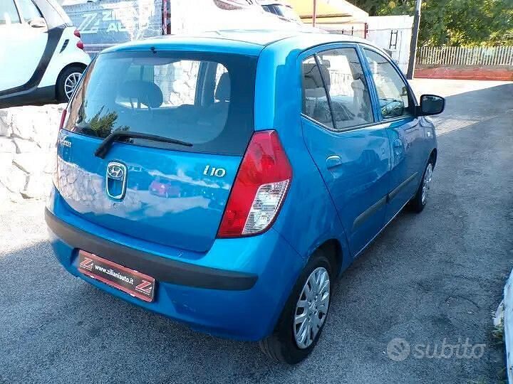 Usata Hyundai i10 66 CV (48 kW) 2008 Blu/azzurro Utilitaria