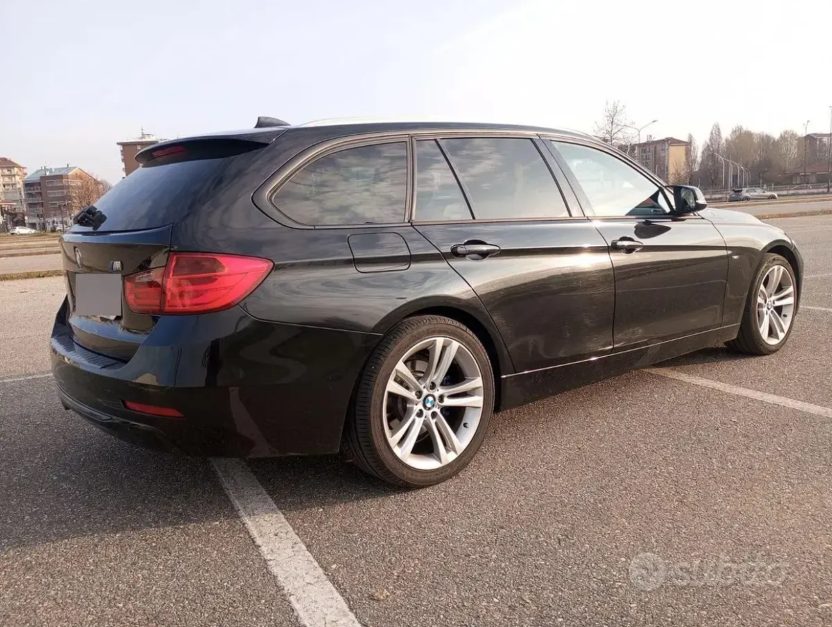 Usata BMW 320 184 CV (135 kW) 2013 Nero Station wagon