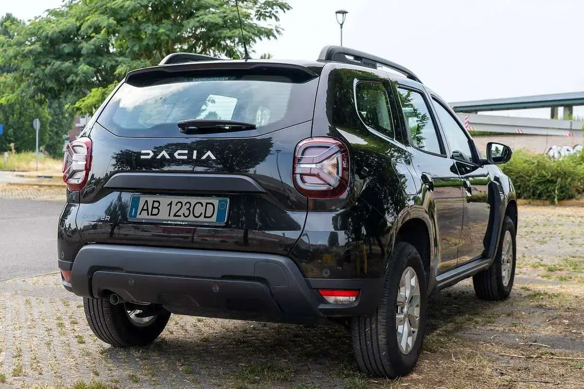 Usata Dacia Duster Expression 116 CV (85 kW) 2023 Nero SUV