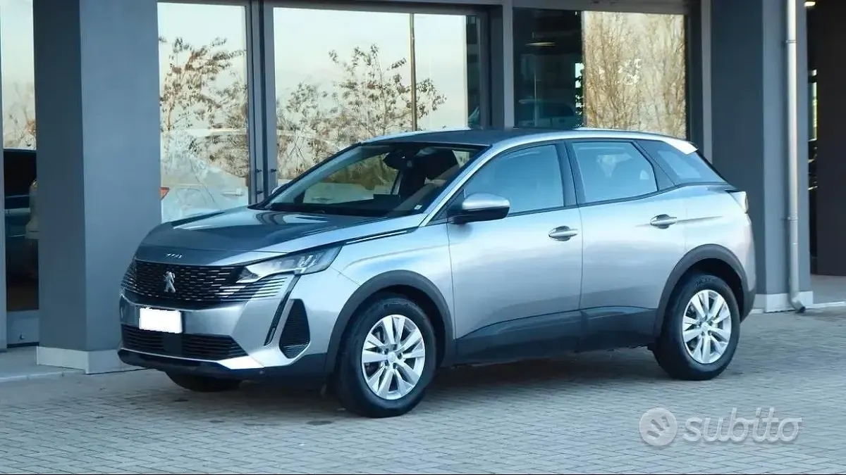 Gebraucht Peugeot 3008 Active 131 PS (96 kW) 2022 Grau SUV