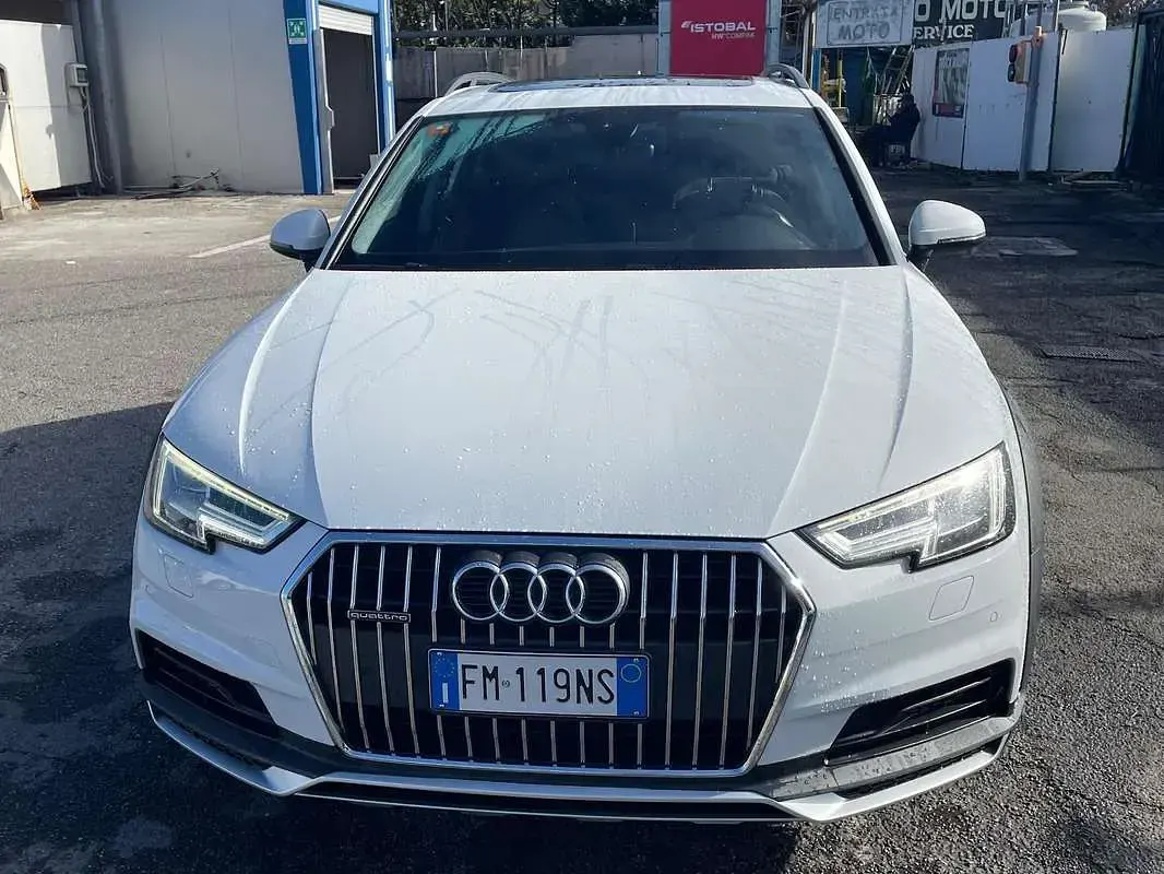 Usata Audi A4 Allroad Business 190 CV (139 kW) 2017 Bianco Station wagon