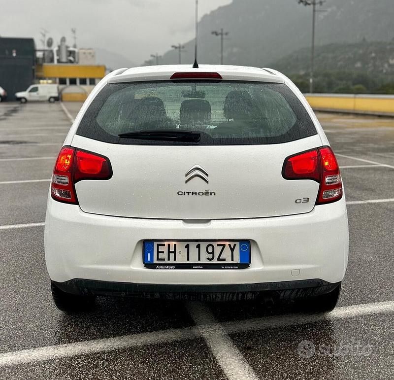 Usata Citroën C3 Exclusive 60 CV (44 kW) 2011 Bianco Berlina