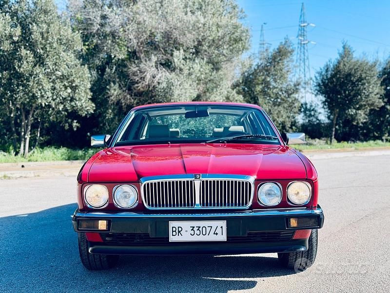 Usata Jaguar XJ6 213 CV (156 kW) 1987 Rosso Berlina