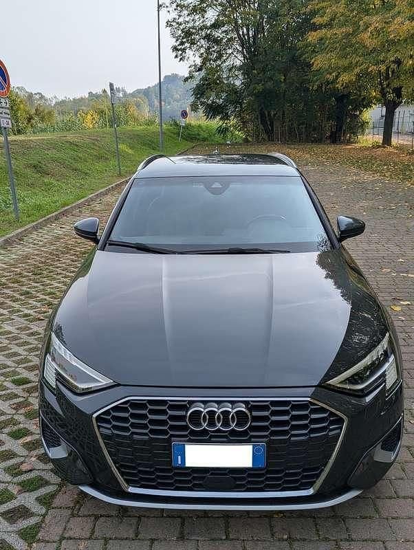 Nero Usata 2020 Audi A3 Sportback g-tron S-Line Due volumi | 26.900 € (Buon prezzo) - Immagine 1/4