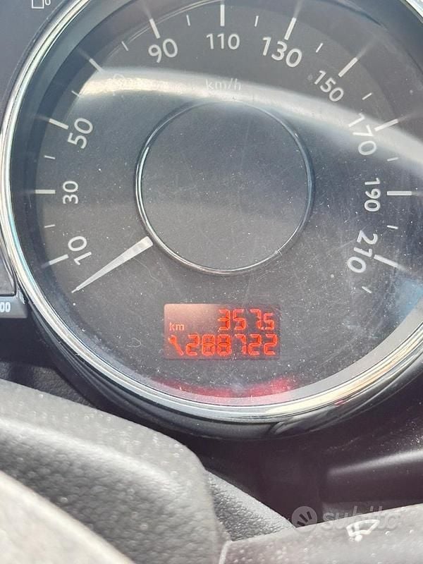 Usata Peugeot 3008 Premium 112 CV (82 kW) 2011 Station wagon