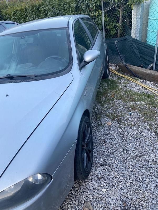 Usata Alfa Romeo 147 2004 Utilitaria