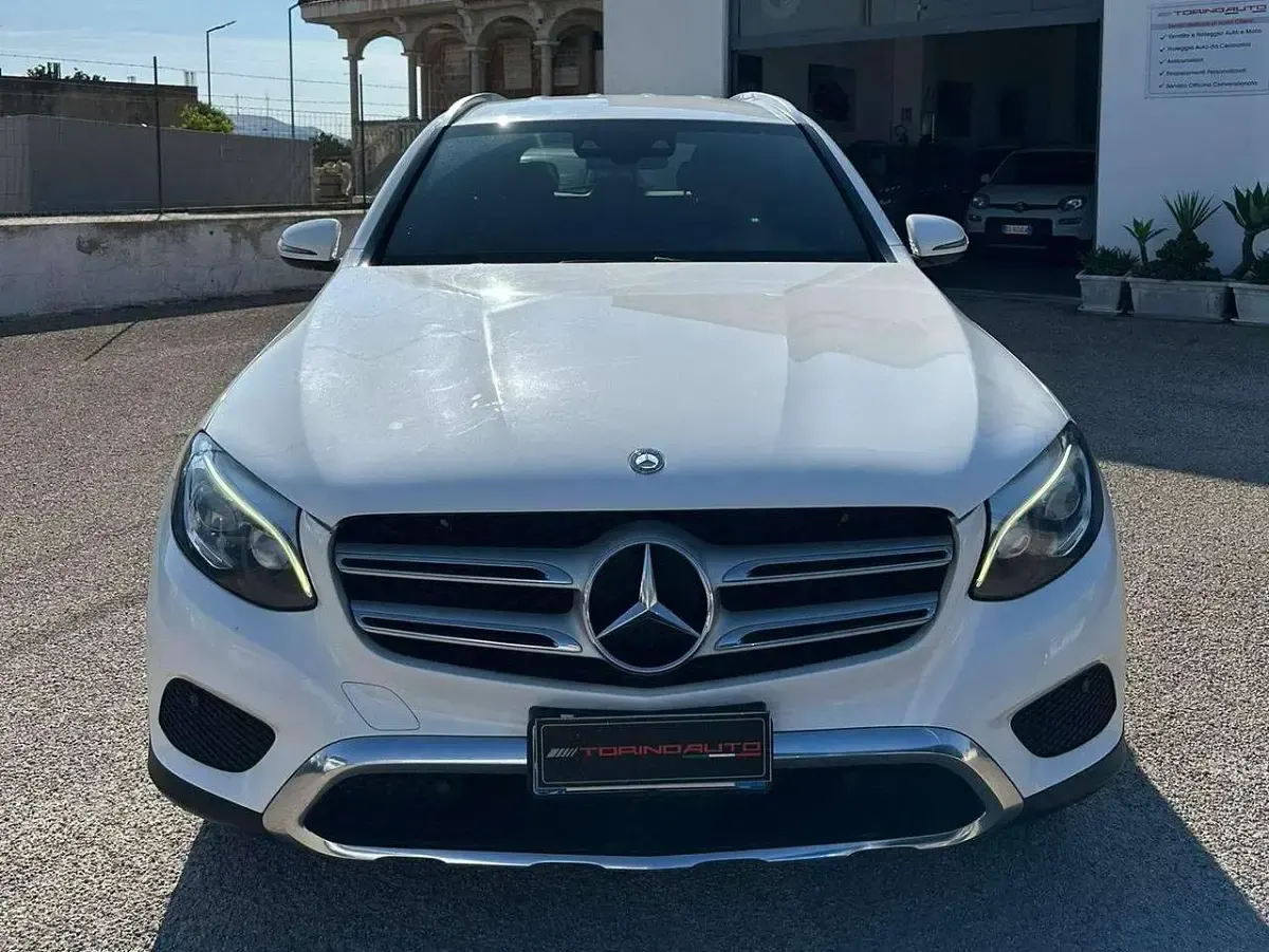Usata Mercedes GLC220 Business 170 CV (125 kW) 2015 Bianco SUV