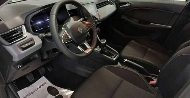 Nuova Renault Clio V 100 CV (73 kW) 2025 Grigio