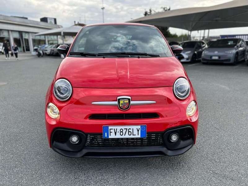 Usata Abarth 595 Pista 165 CV (121 kW) 2019 Rosso pastello Utilitaria