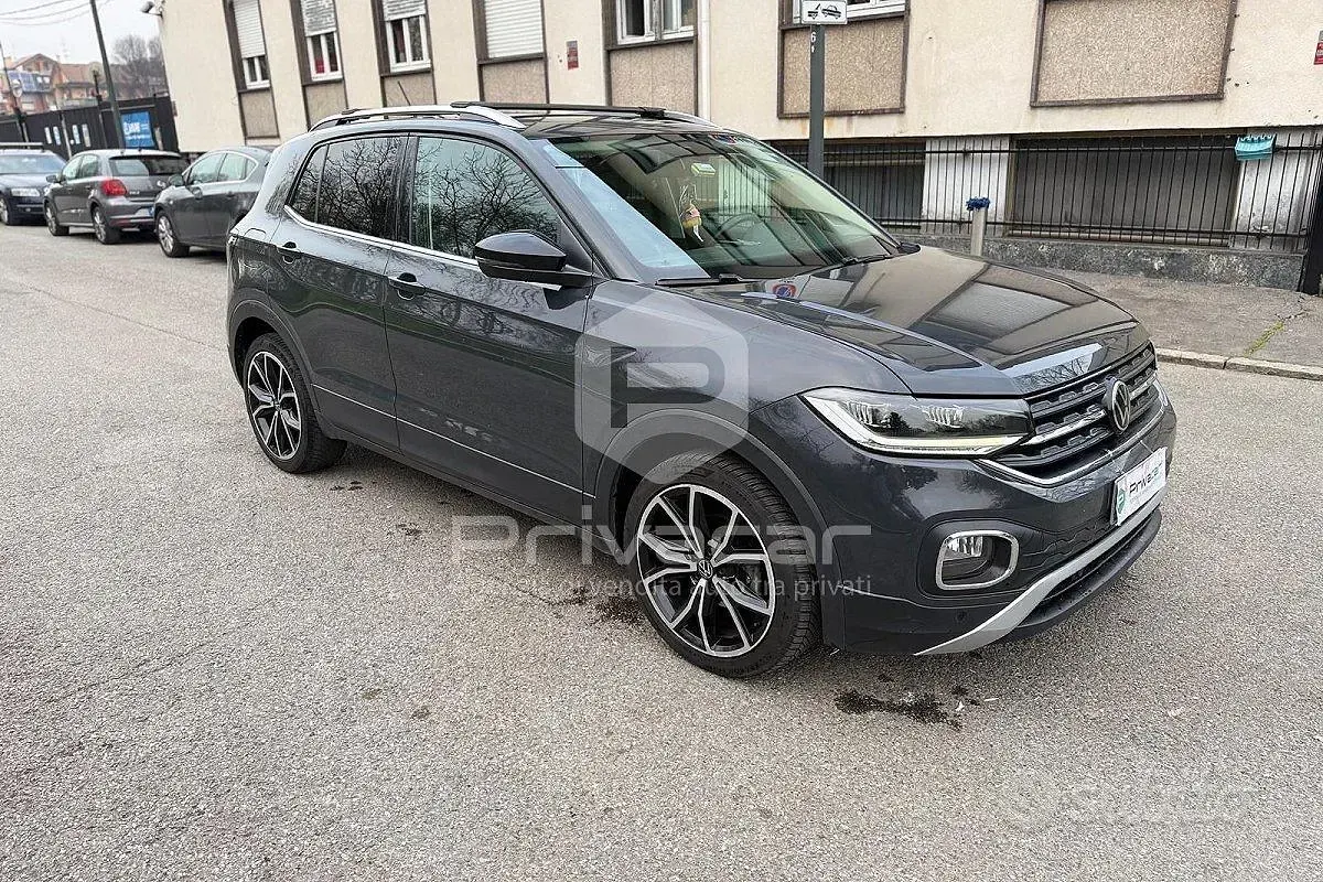 Usata VW T-Cross Advance 150 CV (110 kW) 2021 Grigio SUV