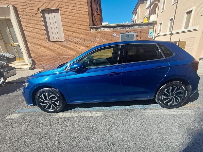 Blu Usata 2024 VW Polo Edition Berlina | 18.000 € (Ottimo prezzo) - Immagine 1/4