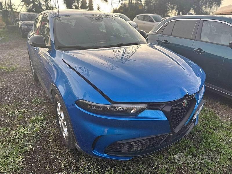Usata Alfa Romeo Tonale Sprint 131 CV (96 kW) 2024 Blu SUV