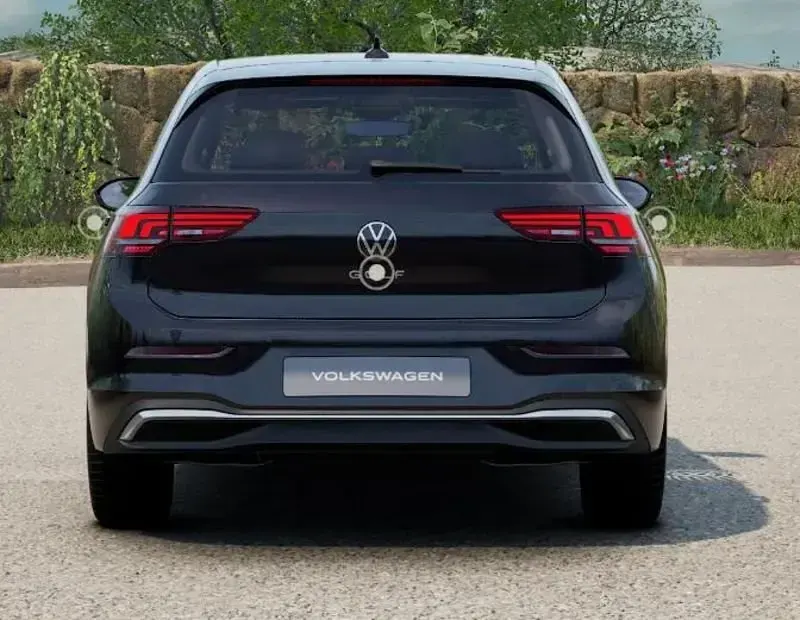 Usata VW Golf VIII Style 150 CV (110 kW) 2025 Utilitaria