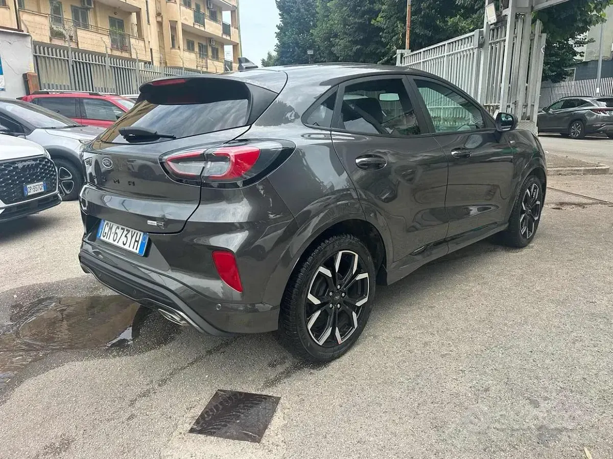 Usata Ford Puma ST 125 CV (91 kW) 2023 Grigio SUV