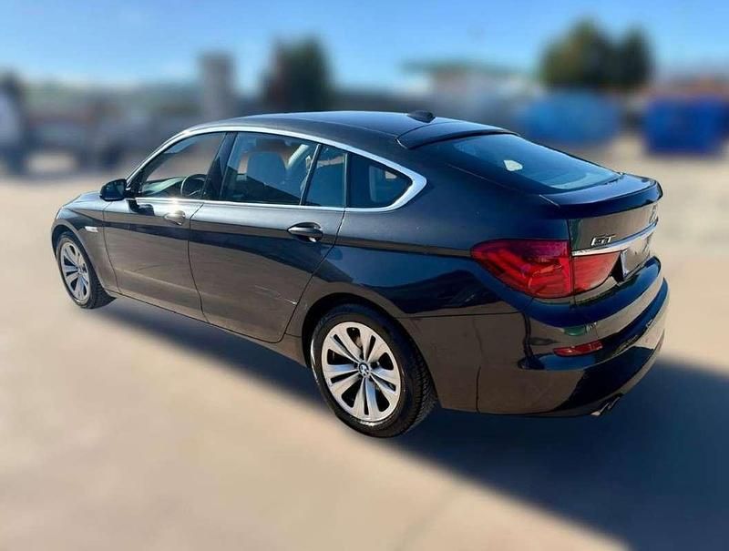 Usata BMW 520 184 CV (135 kW) 2012 Nero Station wagon