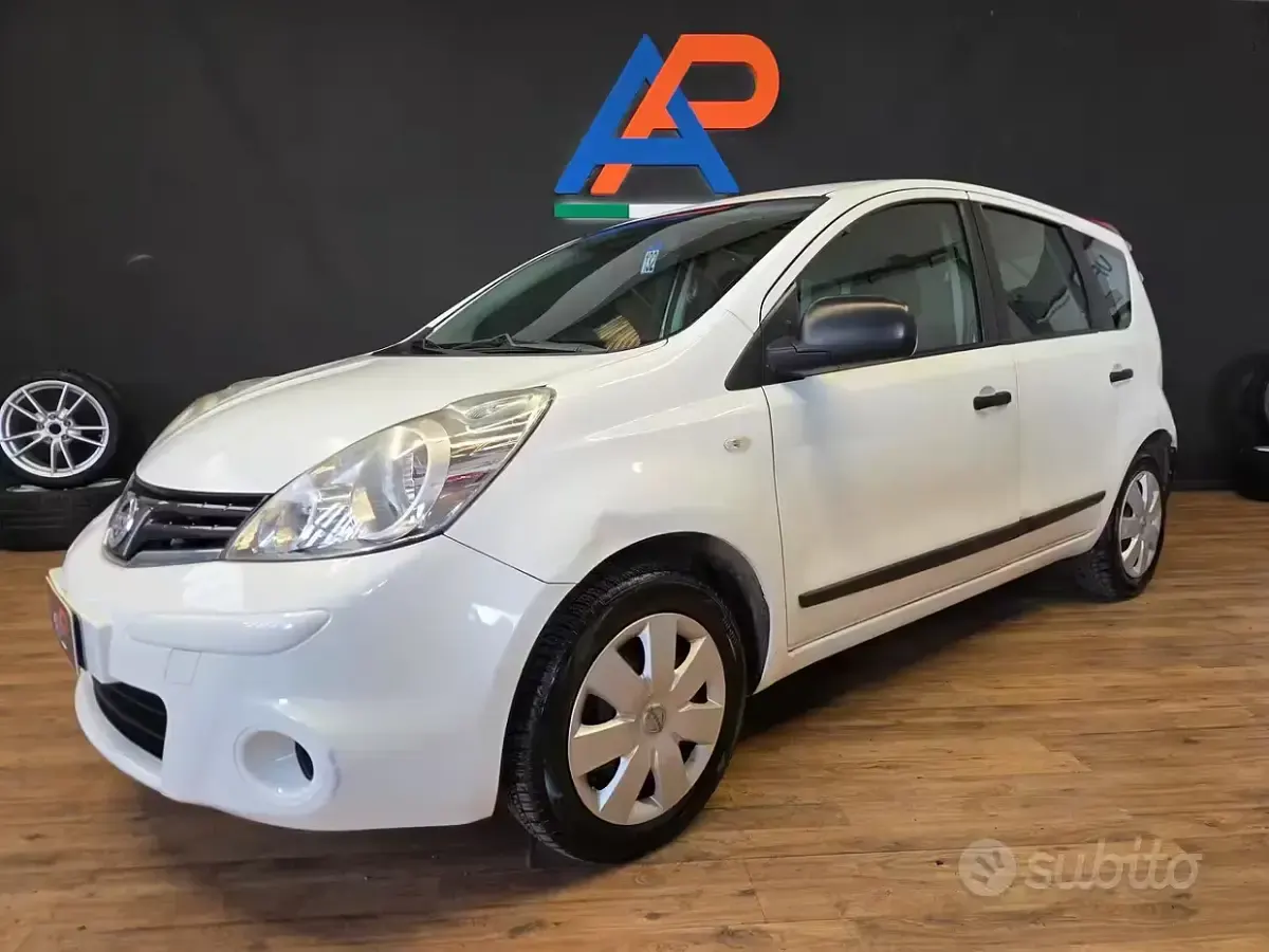 Usata Nissan Note Visia 90 CV (66 kW) 2013 Utilitaria