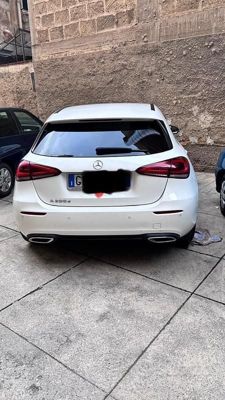 Usata Mercedes A200 150 CV (110 kW) 2022 Bianco Berlina