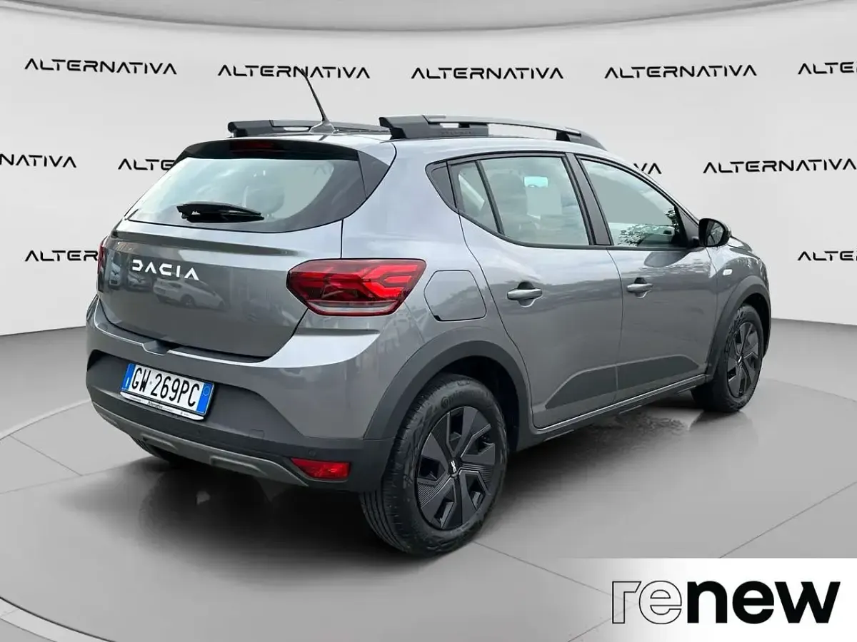 Usata Dacia Sandero Expression 91 CV (66 kW) 2025 Grigio scisto Berlina