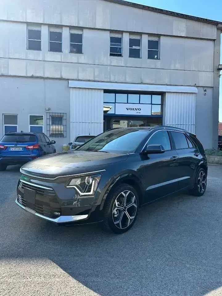 Nuova Kia Niro Style 92 CV (67 kW) 2026 Grigio scuro SUV